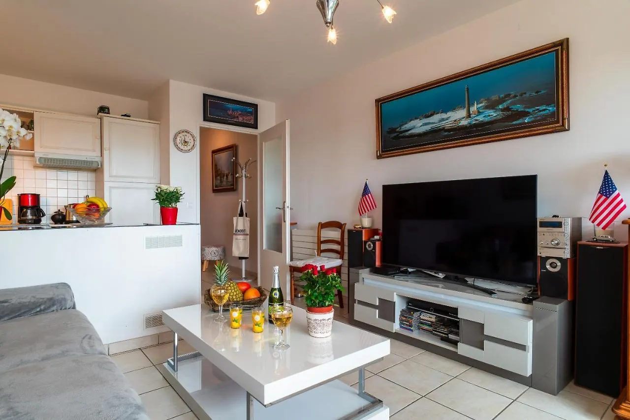 Appartement A Benodet 3 Etoiles Avec Vue Sur Mer Apartment